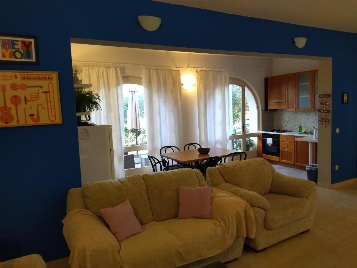 Holiday Home With Free Parking By The Beach Brela Zewnętrze zdjęcie