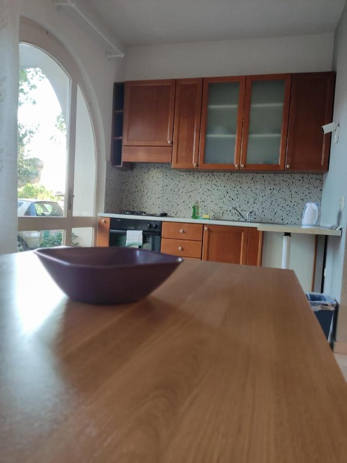 Holiday Home With Free Parking By The Beach Brela Zewnętrze zdjęcie