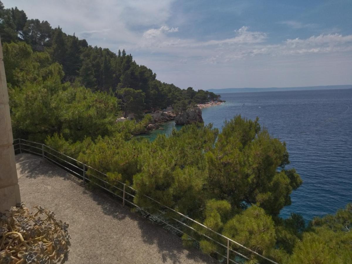 Holiday Home With Free Parking By The Beach Brela Zewnętrze zdjęcie